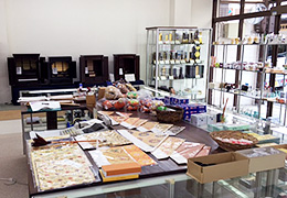 伏見いなり店　店内